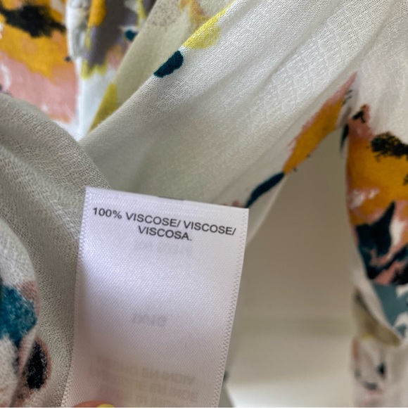 LUCKY BRAND Flowy Bohemian Blouse Floral Pattern NWT - Picture 7 of 10